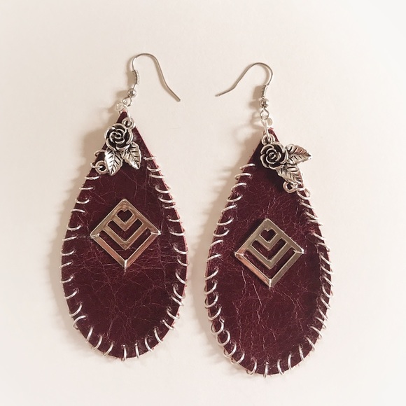 Bloody Gorgeous Teardrop Earrings - Picture 5 of 5